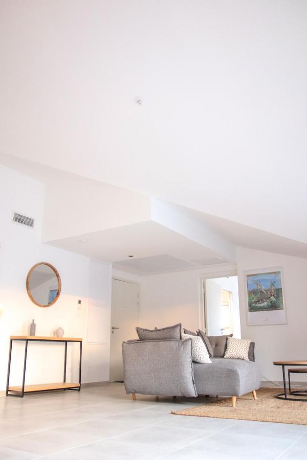 Appartement T3 A 5 Minutes Du Port Et De La Plage 37 Saint-Cyr-sur-Mer Eksteriør billede